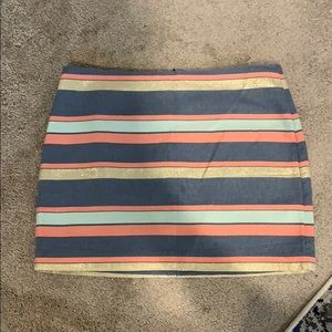 Gap skirt